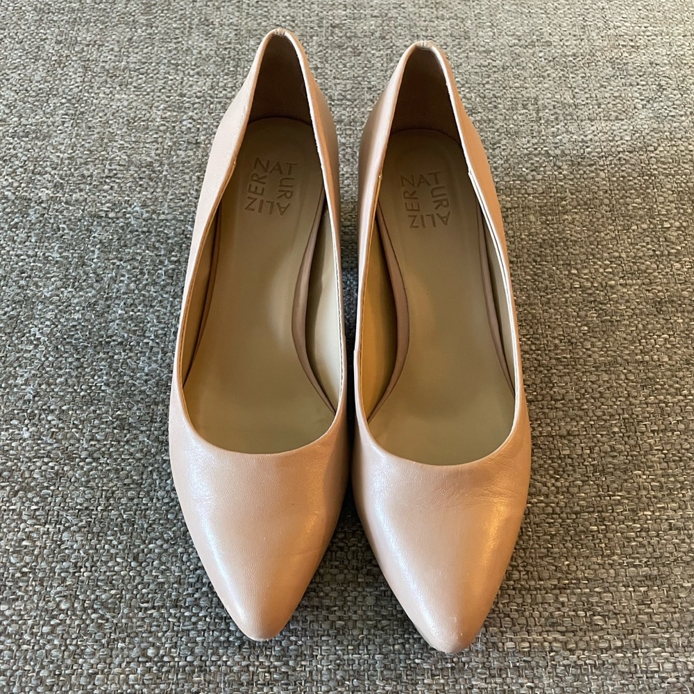 Tan Leather Naturalizer Block Heel Pumps
